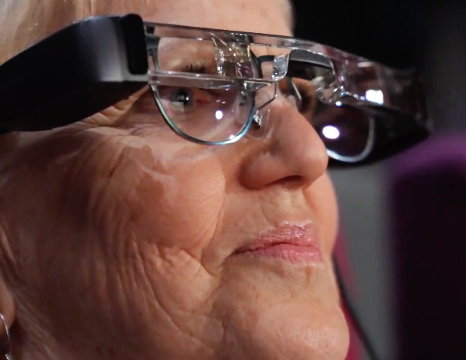 AR smart glasses making cinema accessible to all